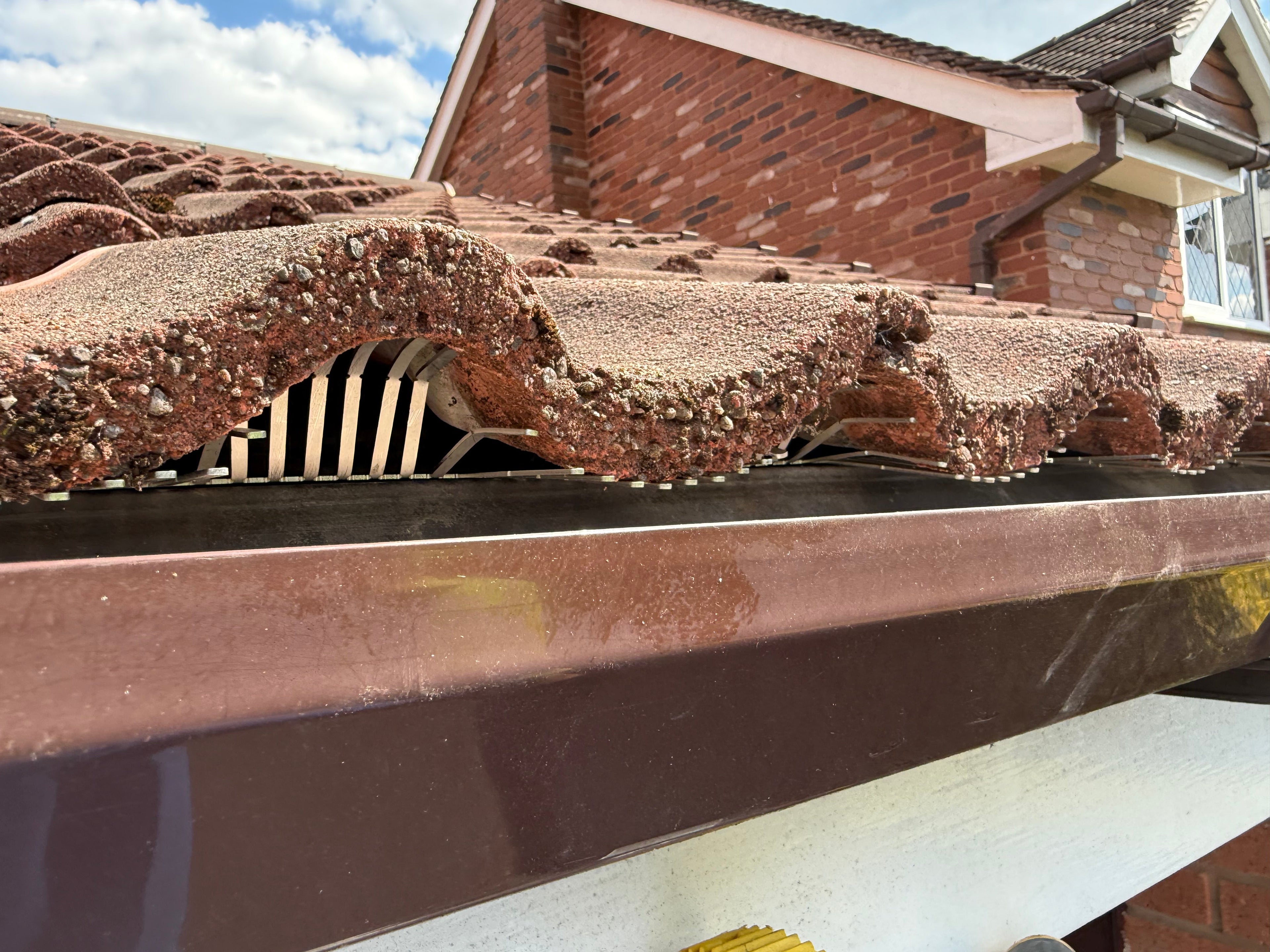 Can You Replace Only the Eaves Filler Comb? A Guide to Repairs